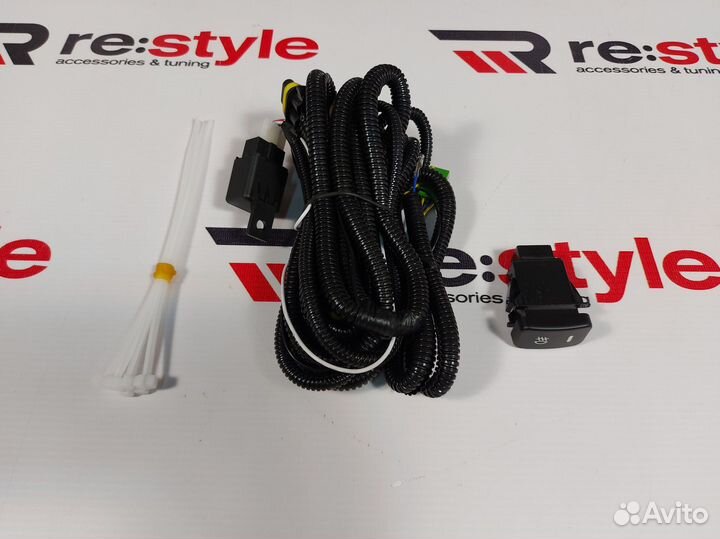 Туманки Mazda Demio 1м T1955