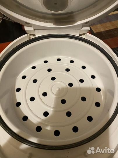 Мультиварка Polaris 0350AD