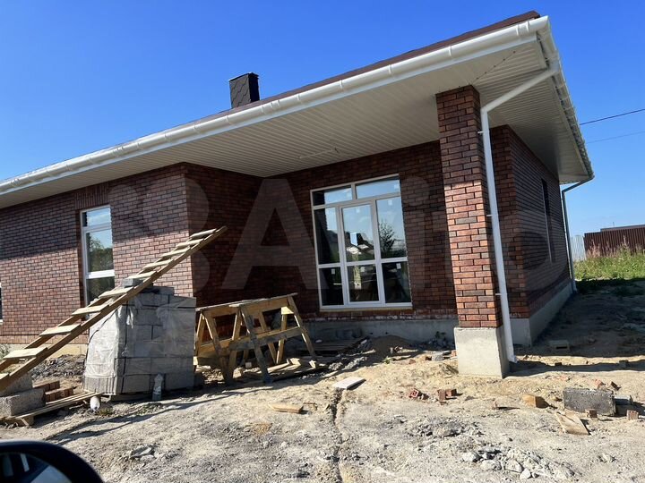 Дом 105 м² на участке 8,5 сот.