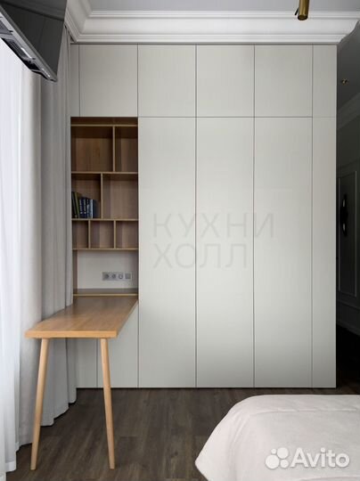 Шкаф в спальню под потолок на заказ