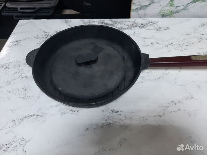 Чугунная сковорода гриль с прессом