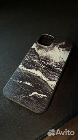 Чехол на iPhone 13