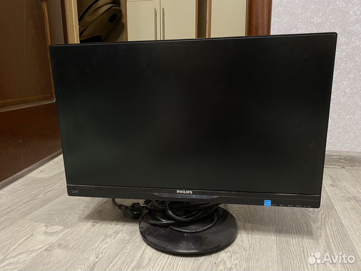 Монитор для компьютера philips