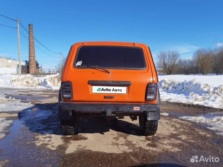 LADA 4x4 (Нива) 1.7 МТ, 2001, 60 000 км