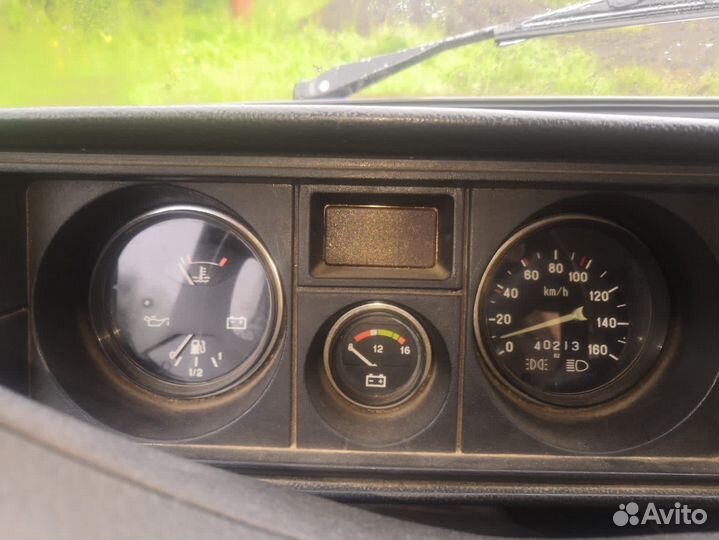 ВАЗ 2105 1.5 МТ, 1996, 40 000 км