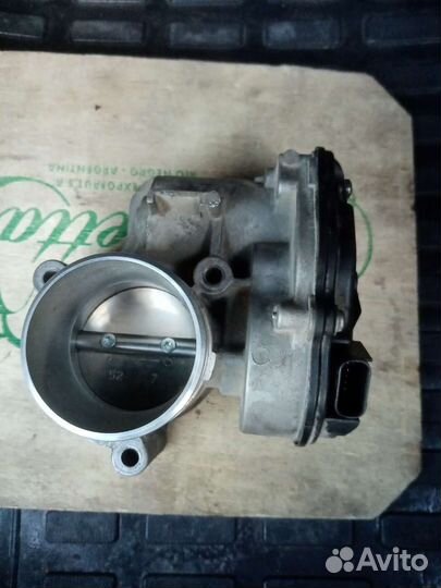 Продам дросельную заслонка лада калина 2