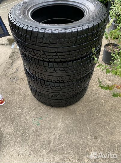 Yokohama Geolandar I/T-S G073 235/70 R16