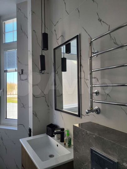 2-к. квартира, 61 м², 2/5 эт.