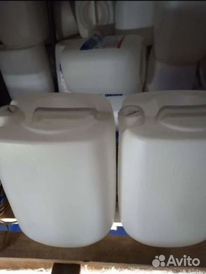 Емкасть пластиковая б/у 33 литра