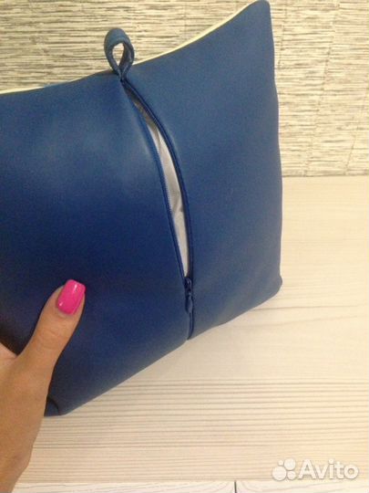 Часы-подушка