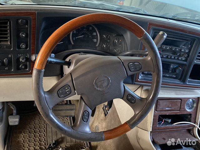 Руль Кадиллак Эскалейд 2