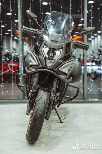 Мотоцикл cfmoto 700MT