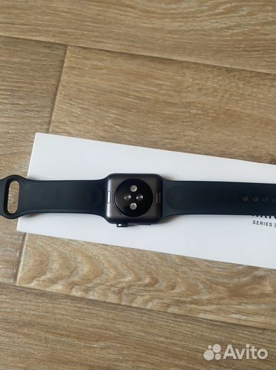 Часы apple watch 3 38 mm бу