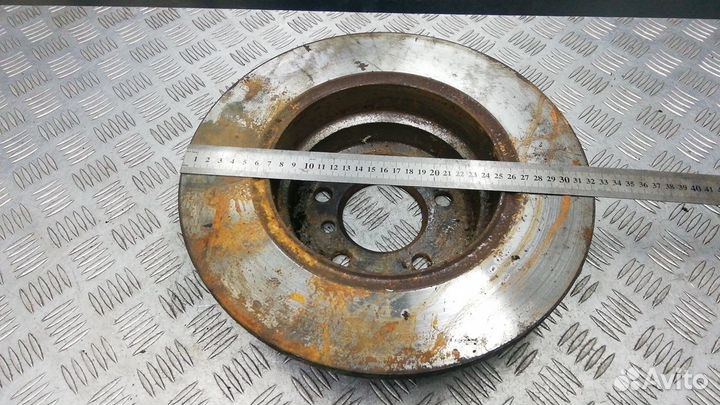 Диск тормозной задний на бмв Х5 Е53