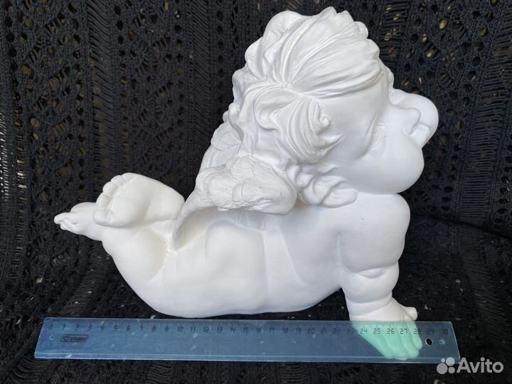 Ангел из гипса