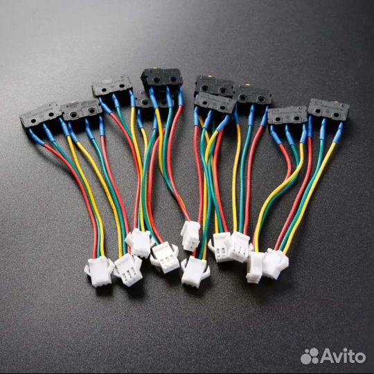 Микровыключатель для колонки трехконтактный