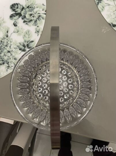 Хрустальная конфетница