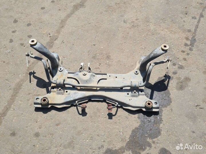 Подрамник Ford Focus 2007-2011