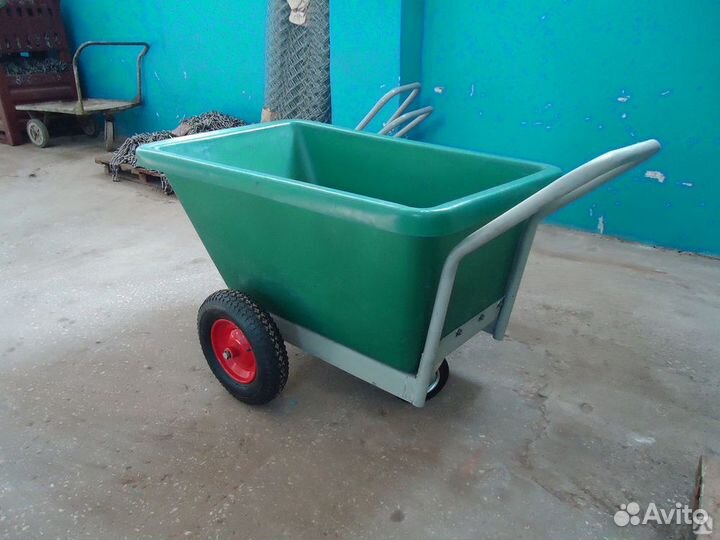Тележка для раздачи кормов