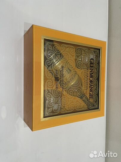 Бутылка коллекционная пустая