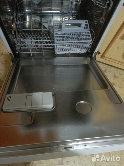 Посудомоечная машина AEG 60