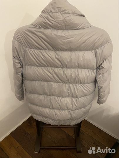 Пуховик женский La Reine Blanche