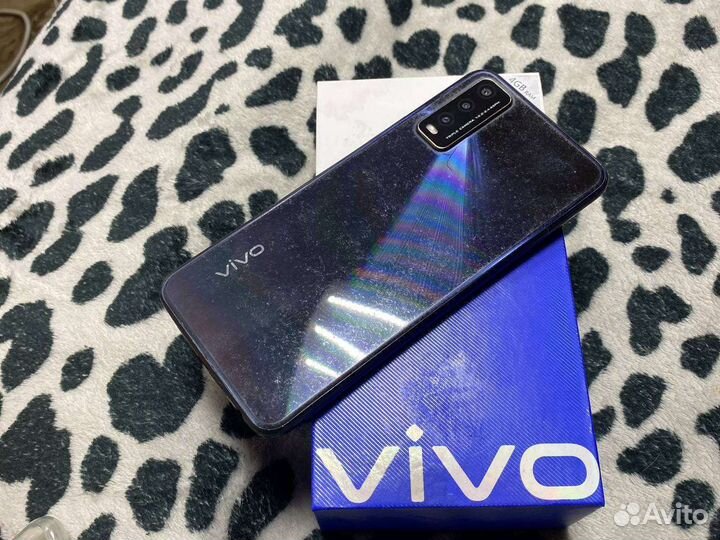 Vivo y20