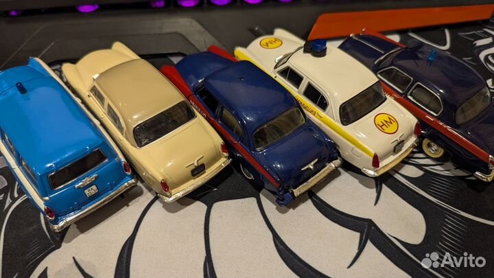 Модель автомобилей газ 21, 22 Deagostini 1:43