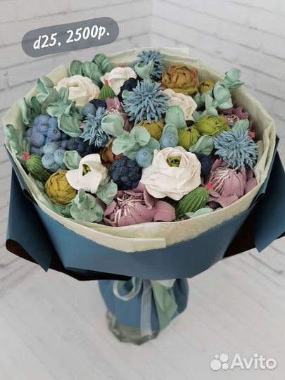 Кактусы, пельмени, букеты из зефира для мужчин