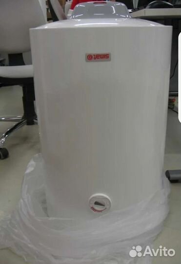 Водонагреватель электрический 80л. Фирма Simat