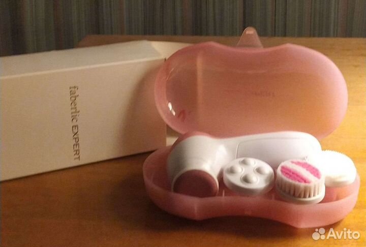 Косметический прибор по уходу за лицом faberlic