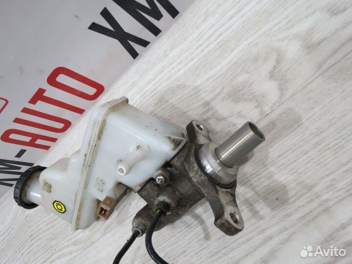 Главный тормозной цилиндр Kia Rio 3