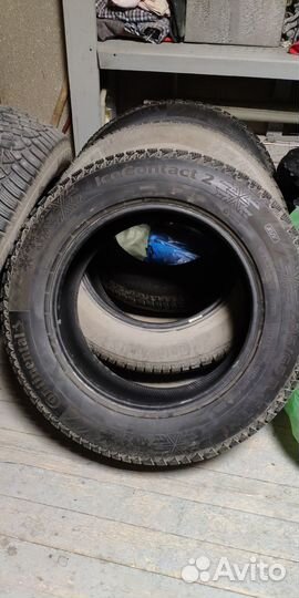 Continental IceContact 2 235/65 R18 110T