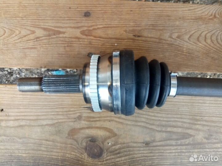 Тойота Авенсис Привод передний 4342005240