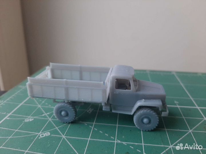 Сборная модель Газ 3308 1/87