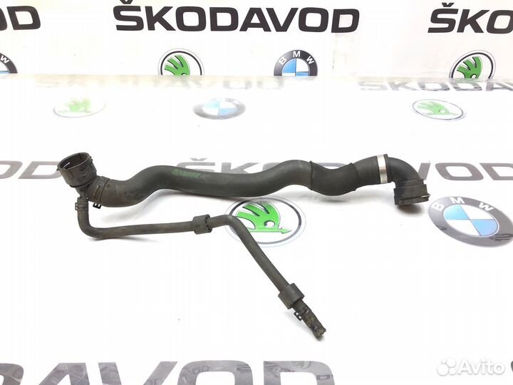 Патрубок радиатора верхний Skoda Octavia A5 (1Z)