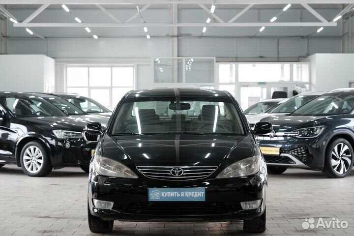 Toyota Camry 2.4 AT, 2005, 369 200 км