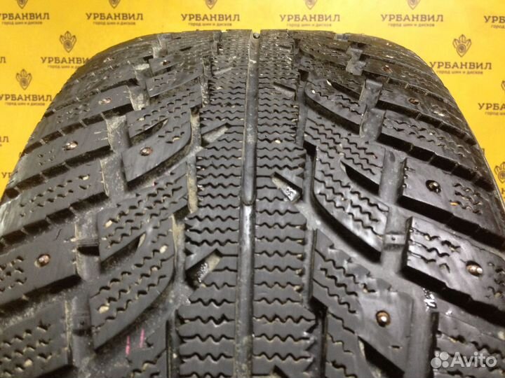 Marshal I'Zen RV Stud KC16 235/55 R17 103T