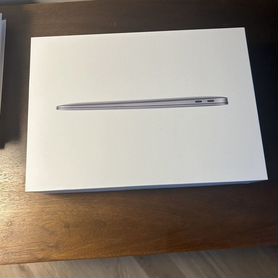 Коробка от Apple macbook air 13 with Apple M1 chip