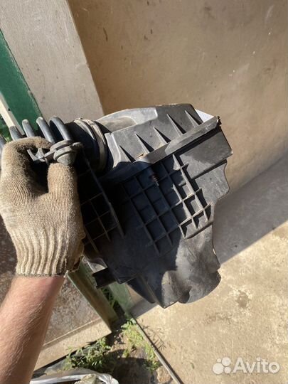 Корпус воздушного фильтра ford focus 2 2.0