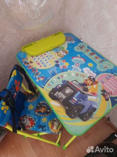 Детский стол и стул