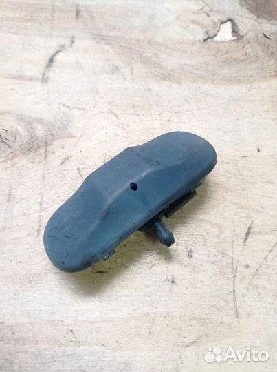 Форсунки омывателя Volkswagen Passat B7