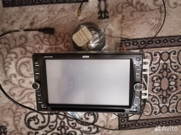 Магнитола, уселитель, саббуфер