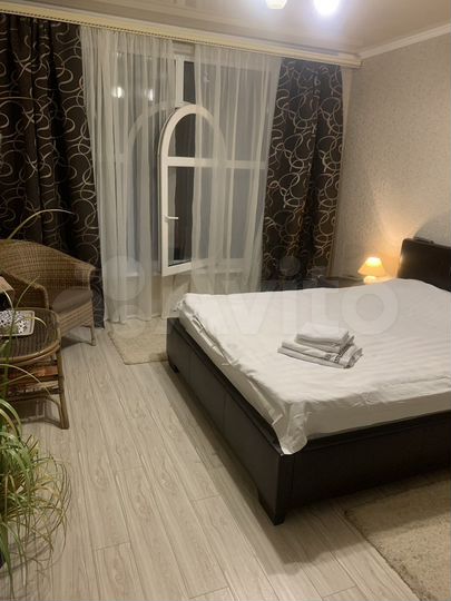 Комната 80 м² в 3-к., 1/5 эт.