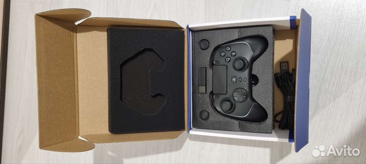 Razer wolverine v2 pro PC / PS5