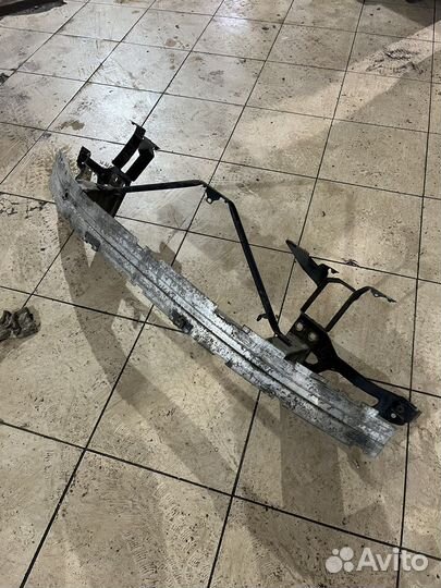 Усилитель бампера bmw 5 e60/e61