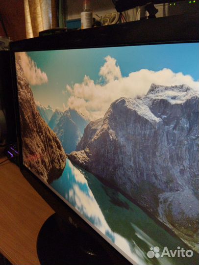 Монитор lg 23