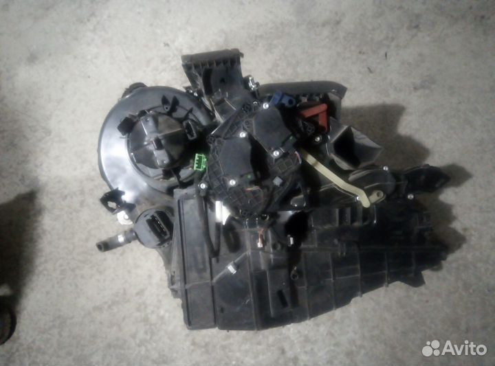 Корпус печки Вольво XC60