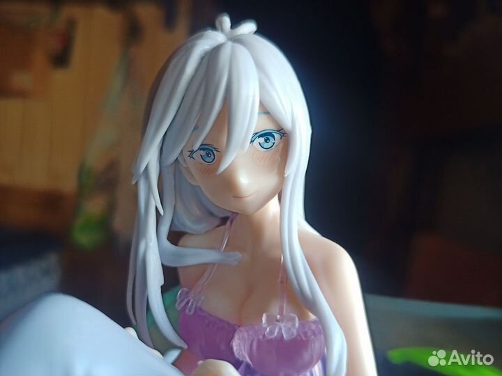 Аниме фигурка