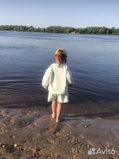 Костюм весна лето 2,4 года